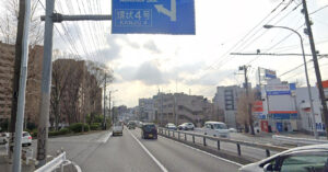 神奈川県横浜市青葉区_2車線道路