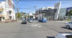 神奈川県横浜市港南区_多車線